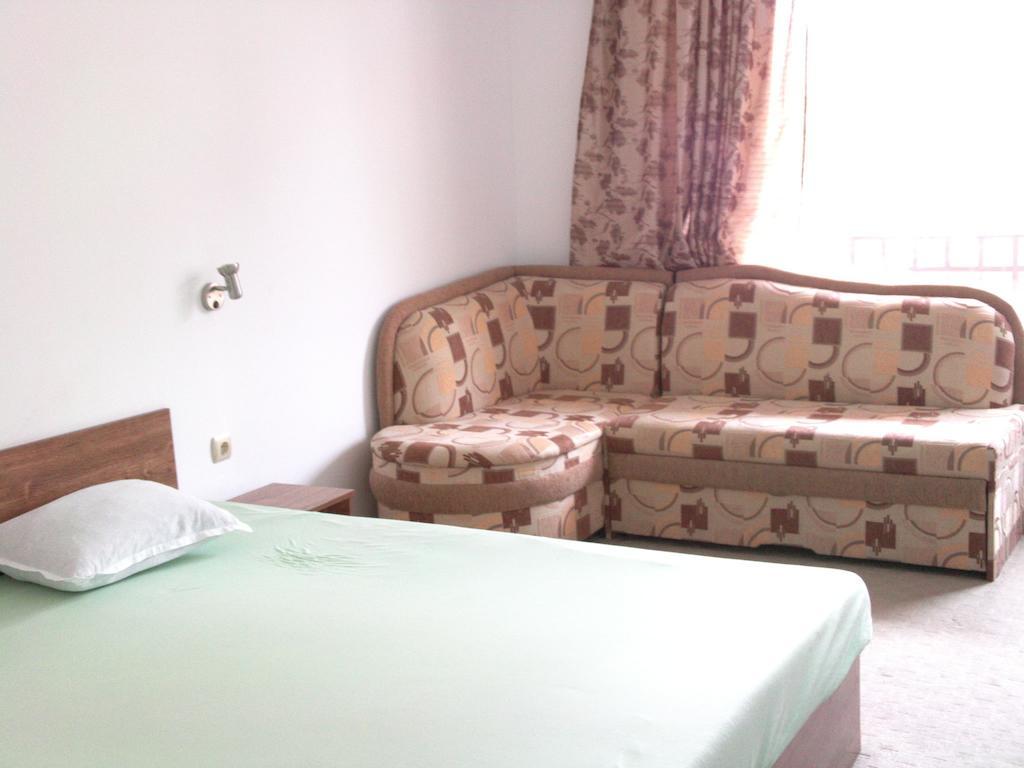 Hotel Neven بريمورسكو الغرفة الصورة