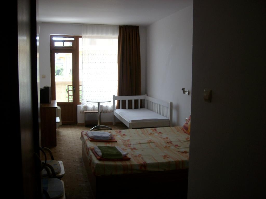 Hotel Neven بريمورسكو الغرفة الصورة
